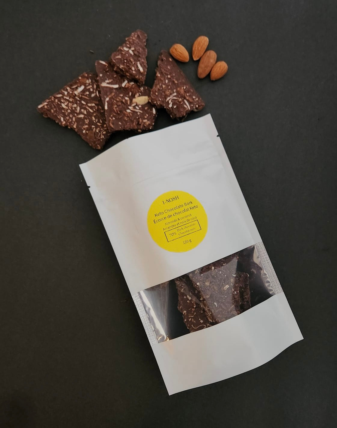 Keto chocolate bark - (Coconut and almonds)